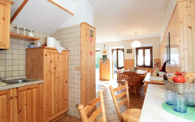 Belvilla by OYO Baita Silana