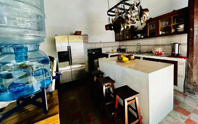 Casa Yoly Hostel Granada