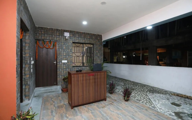 OYO 17376 Hummingbird Inn