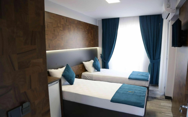 Ladik Hotel