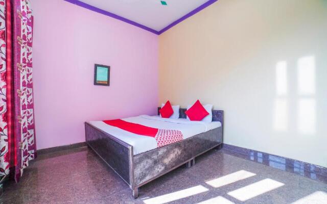 OYO 66014 The Rudralok Hotel