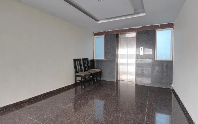 Pbs Grand by OYO Rooms