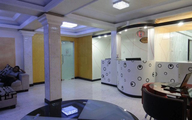 Saasha City Hotel