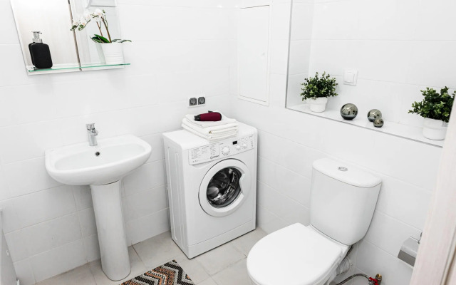 Good House (Гуд Хаус) на улице Космонавтов 11В