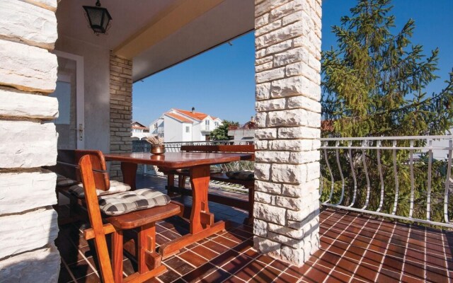 Amazing Home in Vodice With Wifi and 1 Bedrooms