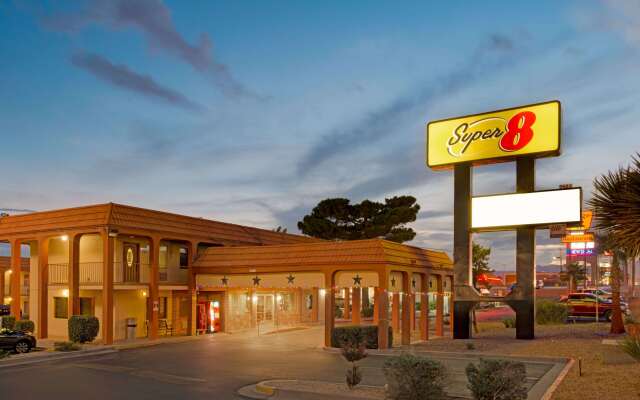 Super 8 by Wyndham El Paso Airport