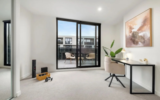 Hobson Apartments by Urban Rest