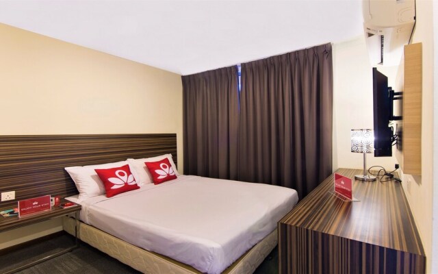 ZEN Rooms Basic Near I-City