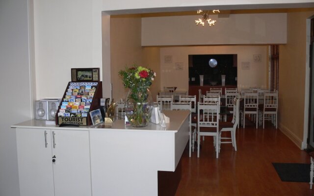 Leeuwenzee Guest House