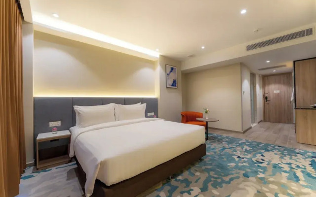 The Skye Phnom Penh Hotel & Apartments