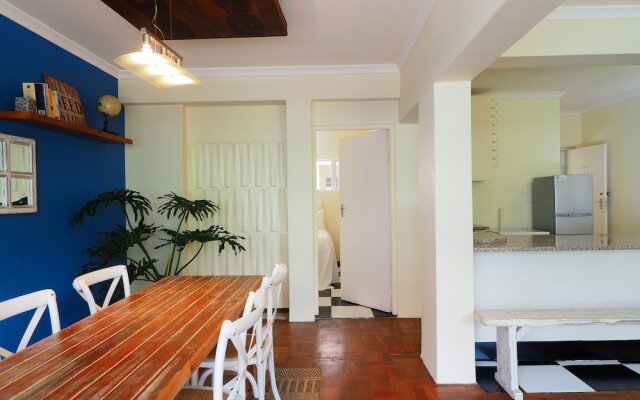 6 The Apartment