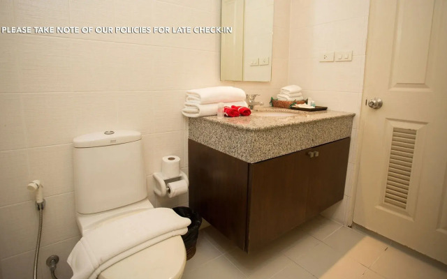 Zen Rooms Mahaset Road Surawong