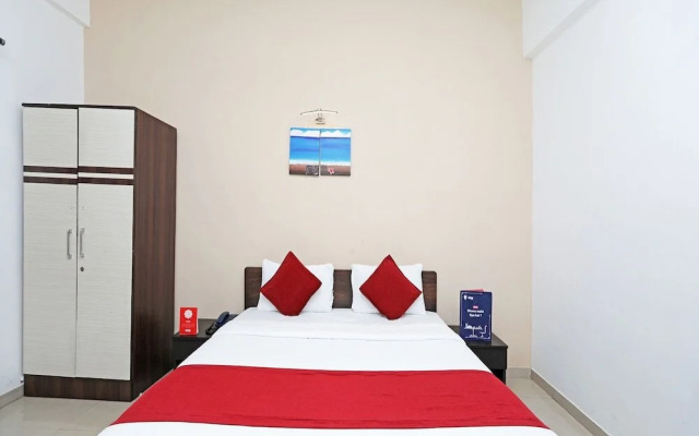 Hotel Pioneer By OYO Rooms