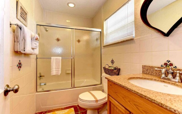 Sunset Point Apartment 4