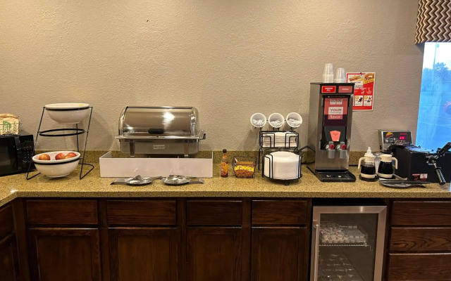 Boarders Inn & Suites by Cobblestone Hotels - Munising