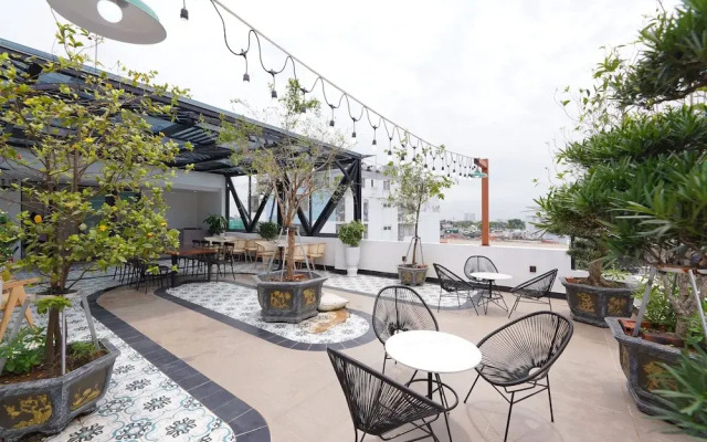 Gilson Hanoi Hotel