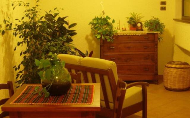 Angelucci Agriturismo con Camere e Agri Camping