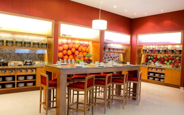 Hampton Inn by Hilton Guadalajara/Expo