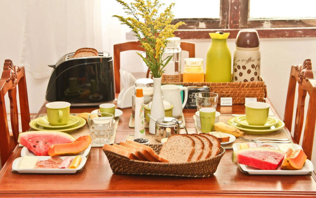 Bed And Breakfast Leblon