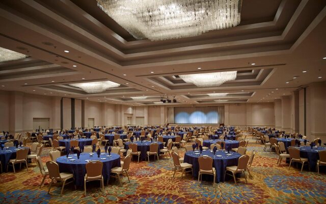 Niagara Falls Marriott on the Falls