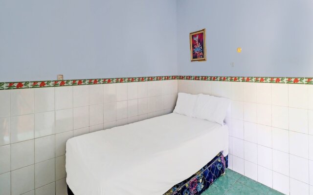 Hotel O Sekar Jagat Near Pantai Baluk Rening