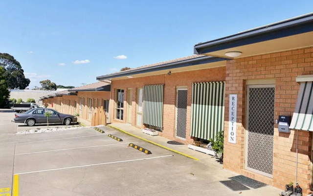Cranbourne Motor Inn