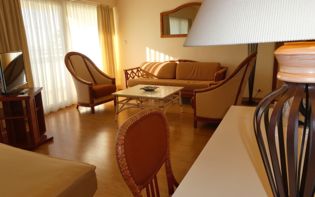 Presa Di Finica Hotel & Suites