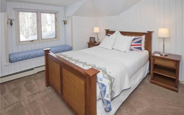 Sunburst Residence 5 Bedrooms 3.5 Bathrooms Home