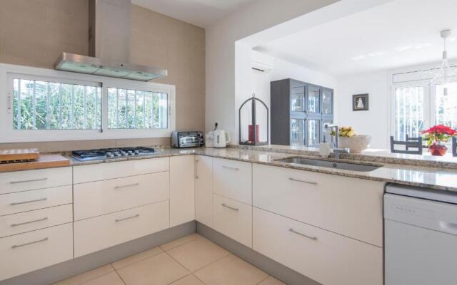 Villa 50m From the Beach in Cambrils