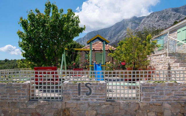 The Hidden Treasure Village - 3 Villas