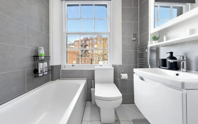Stunning 2B Flat in South Kensington Near Station