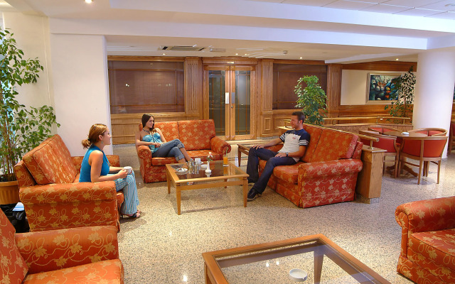 Nissiana Hotel