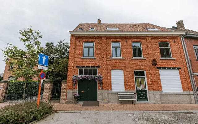 Authentic Holiday Home in the Countryside