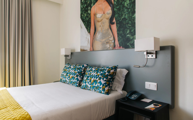 America Diamonds Hotel