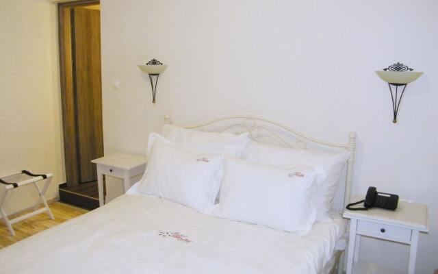 Theatro Hotel Odysseon