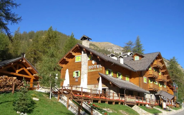 Hotel Chamois d'Or