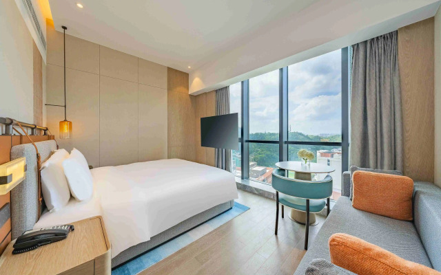 Holiday Inn Zhuhai City Center by IHG