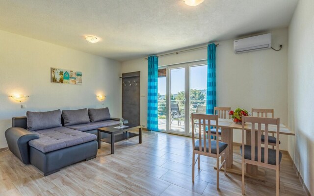 Beautiful Apartment in Pomer With 1 Bedrooms and Wifi