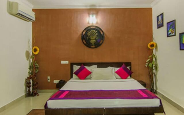 Hotel Om Paradise Near IGI Delhi Airport