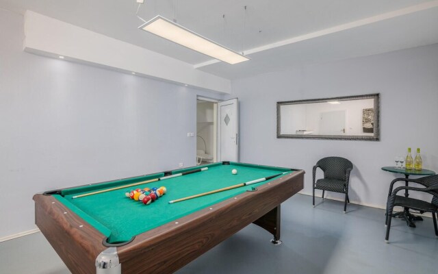 Amazing Home in Linardici With Wifi and 6 Bedrooms