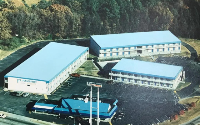 Flagship Inn