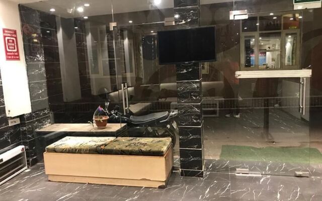 Hotel Crystal Deluxe at New Delhi Railway Station