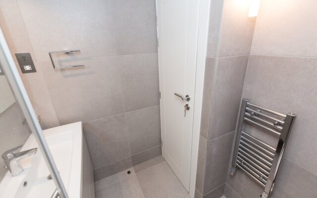 The Saint Stephen s Gardens Mansion VII