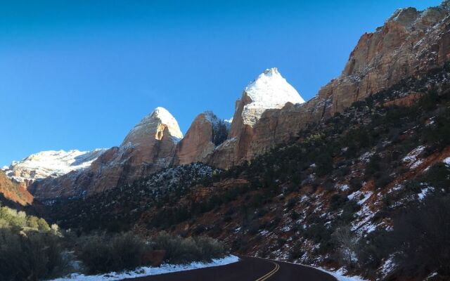 Zion Canyon Lodge