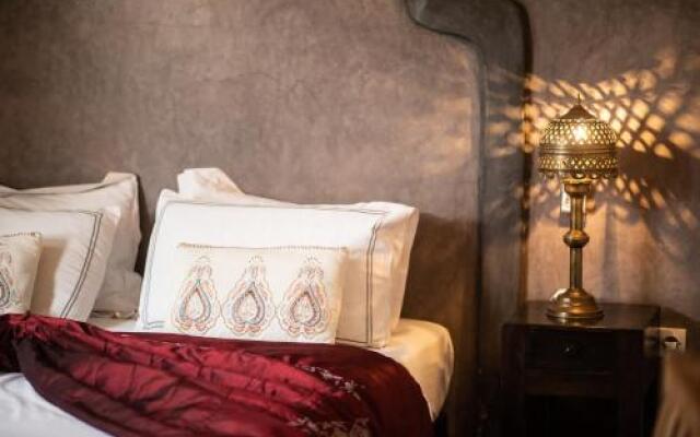 Riad Mur Akush