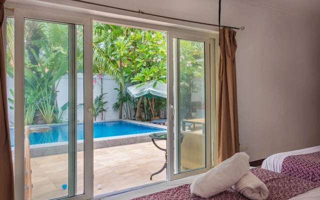 Private pool 3BDR villa beach at 200m