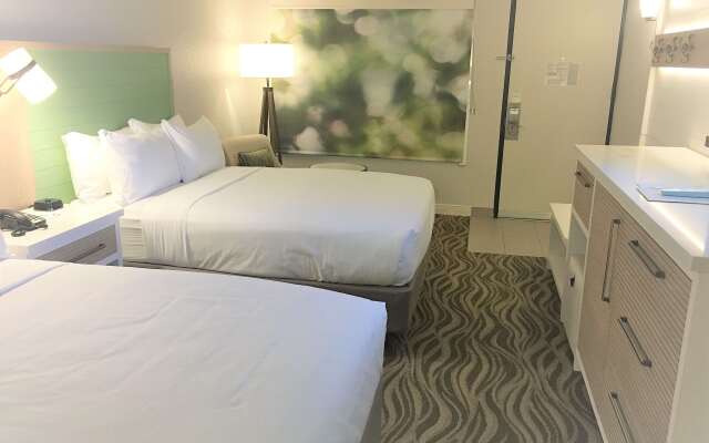 Wyndham Garden Lake Buena Vista Disney Springs® Resort Area