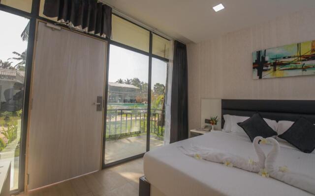 Foxoso La Beach Resort & Spa
