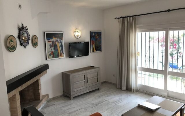 Benavista Estepona - 2 Bed Town House with Pool