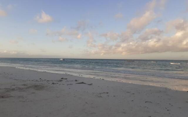 Maua beach lodge